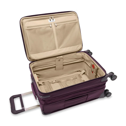 Briggs & Riley Baseline Expandable Spinner