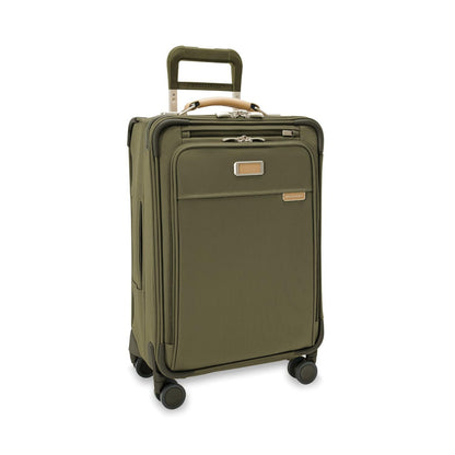 Briggs & Riley Baseline Expandable Spinner