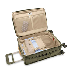 Baseline Essential Carry-on Spinner 22"