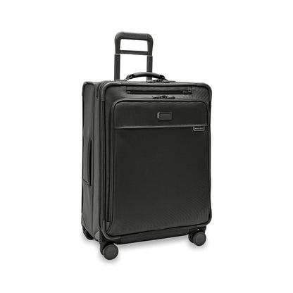 Briggs & Riley Baseline Expandable Spinner