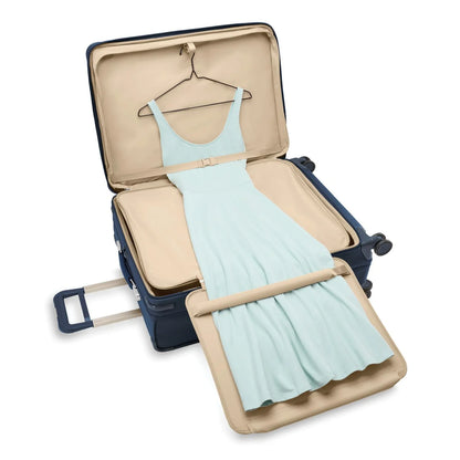 Briggs & Riley Baseline Expandable Spinner