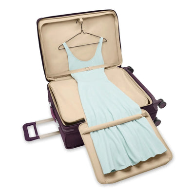 Briggs & Riley Baseline Expandable Spinner