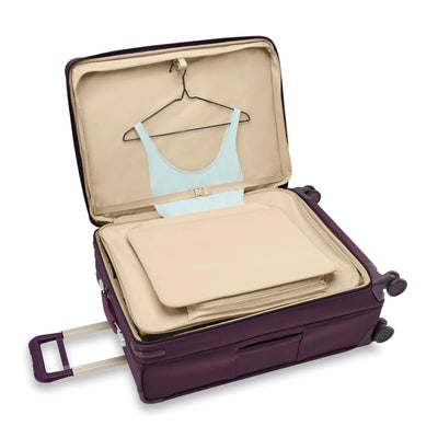 Briggs & Riley Baseline Expandable Spinner