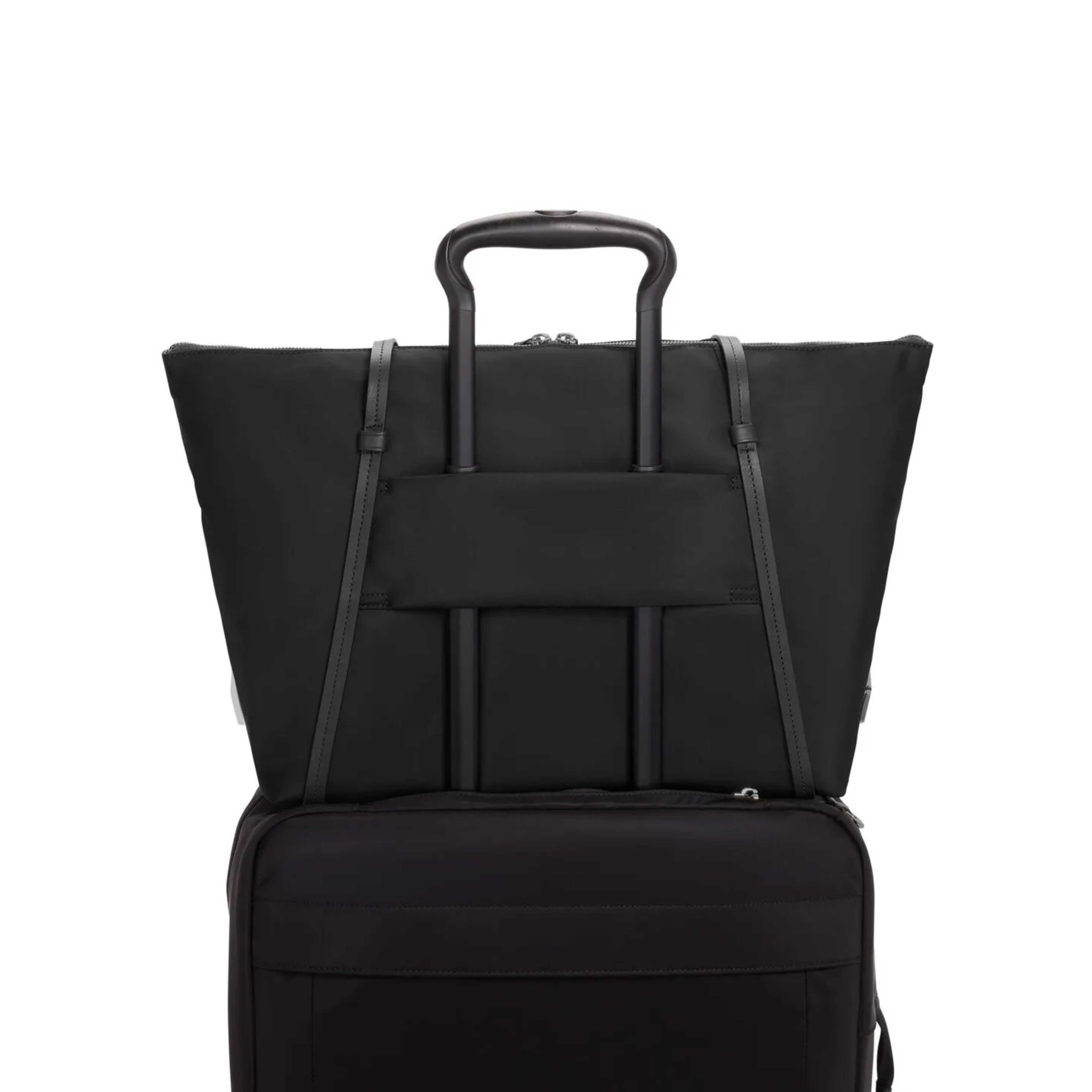 Tumi Voyageur Q Tote