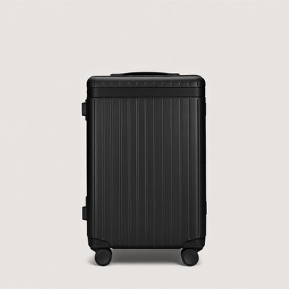 Carl Friedrik Hybrid Hardside Spinner