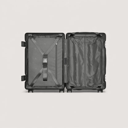 Carl Friedrik Hybrid Hardside Spinner