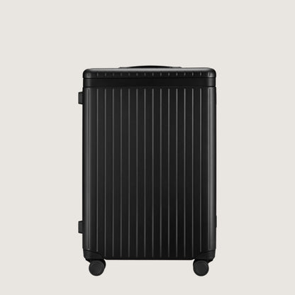 Carl Friedrik Hybrid Hardside Spinner