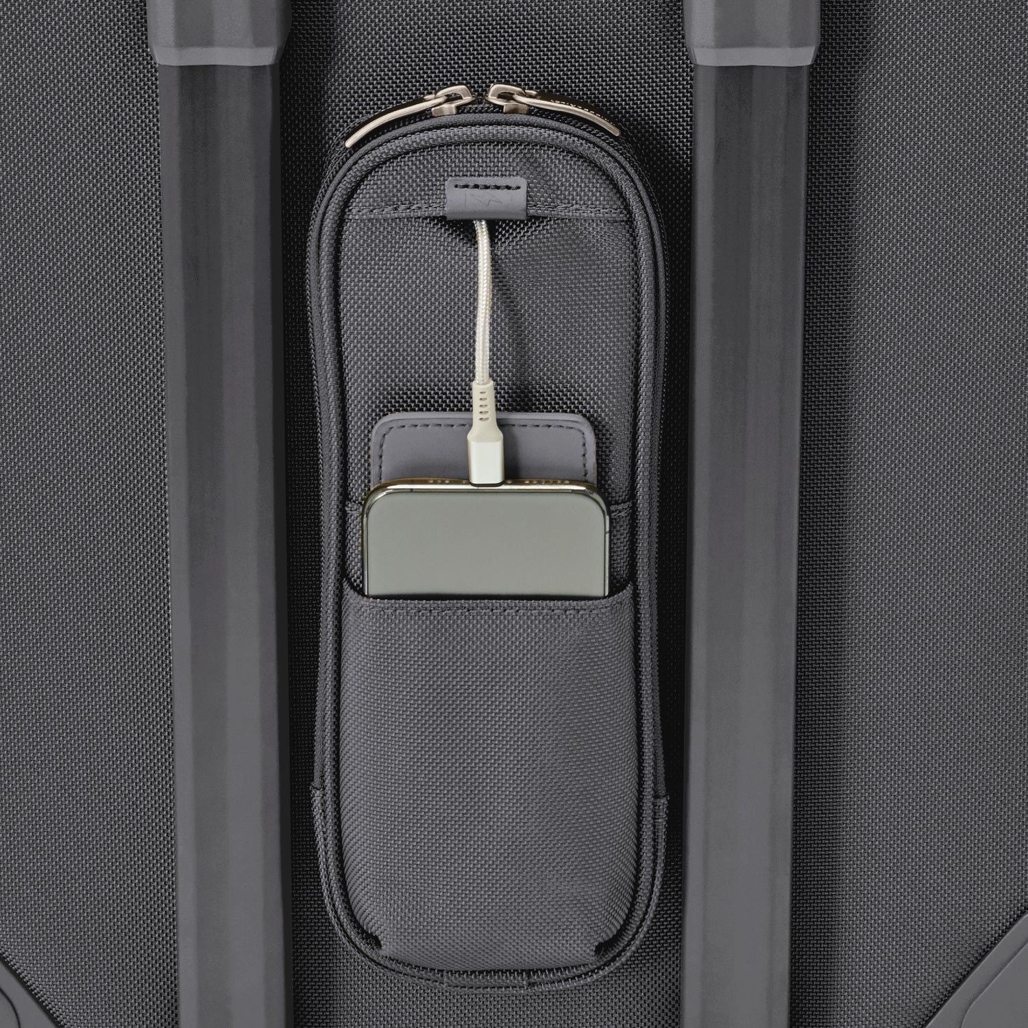 Briggs & Riley Baseline Expandable Spinner