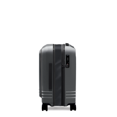 Roam Designer Collection Front Pocket Carry-On Expandable 22"