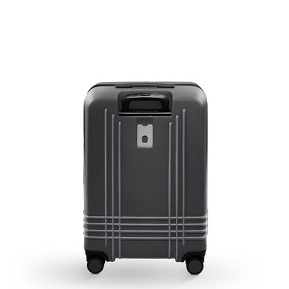 Roam Designer Collection Check-In 26"