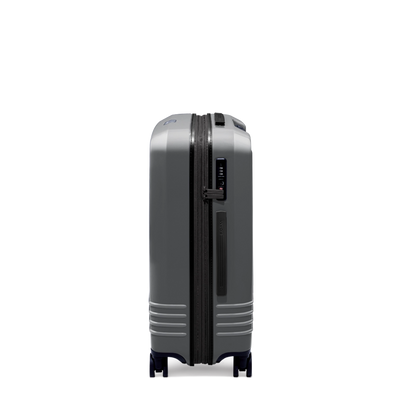 Roam Designer Collection Check-in Expandable 26"