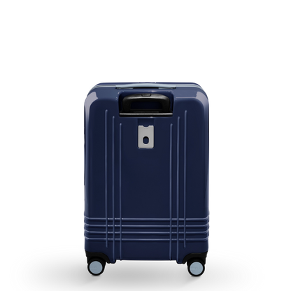 Roam Designer Collection Check-In 26"