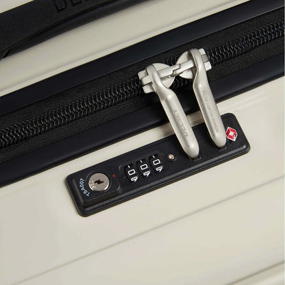 Delsey Shadow 5.0 Spinner Trunk Medium