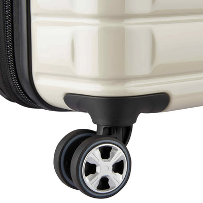 Delsey Shadow 5.0 Spinner Trunk Medium