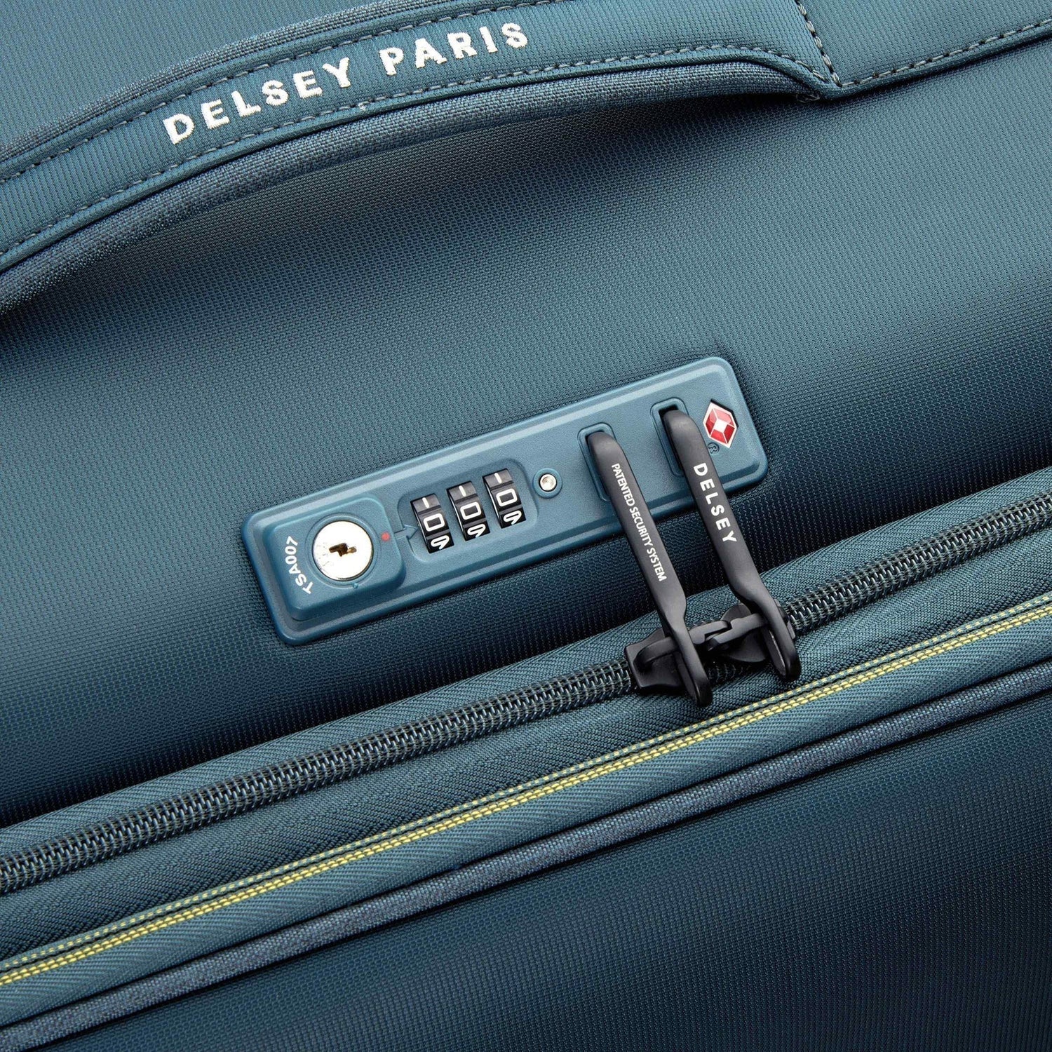 Delsey Brochant 3 Expandable Spinner Upright 28"