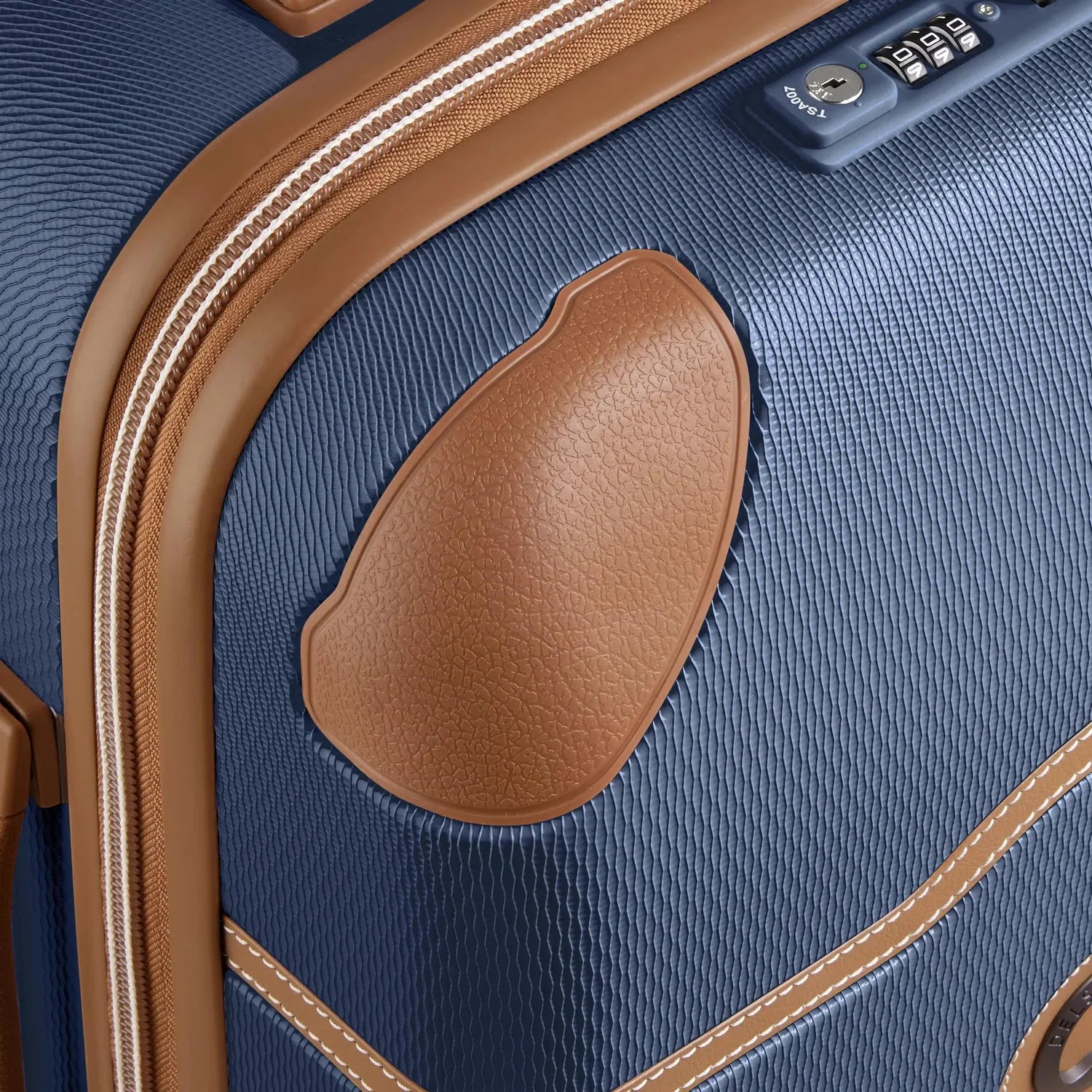 Delsey Chatelet Air 2.0 Spinner Carry-on Plus 22"