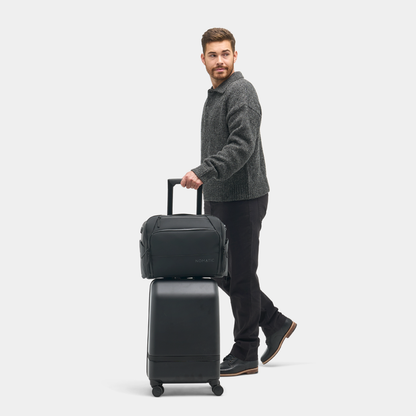 Nomatic Messenger Bag