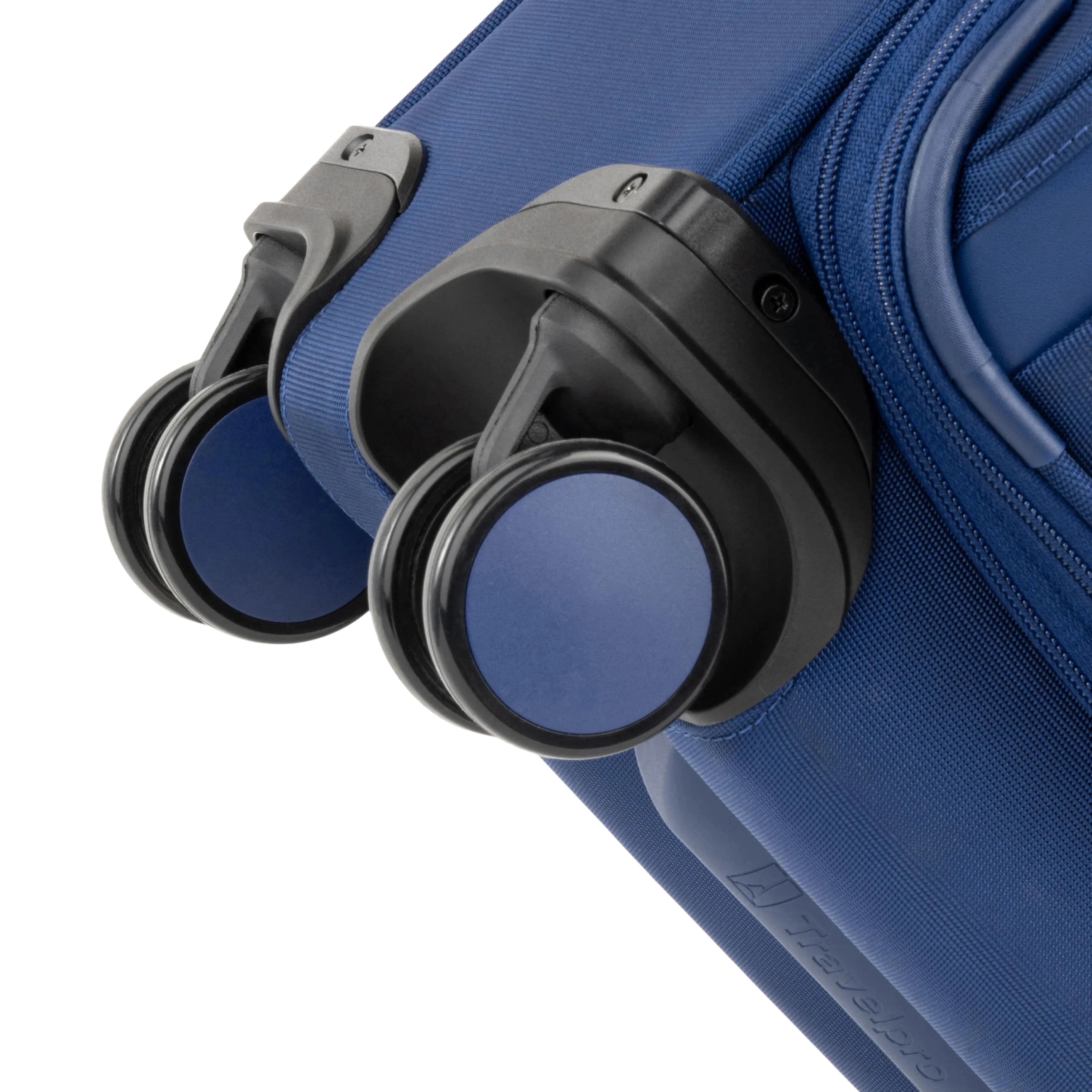 Travelpro VersaPack Softside Spinner