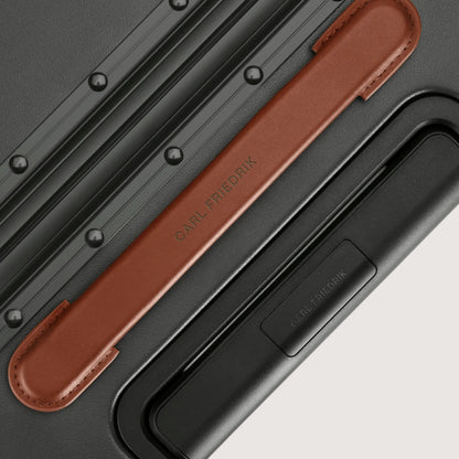 Carl Friedrik Hybrid Hardside Spinner