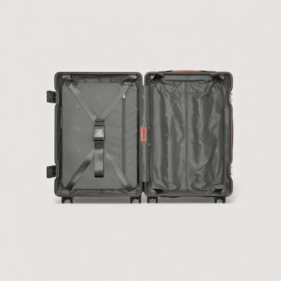 Carl Friedrik Hybrid Hardside Spinner