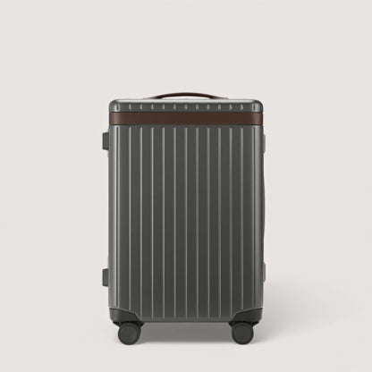 Carl Friedrik Hybrid Hardside Spinner