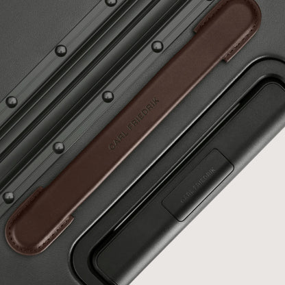 Carl Friedrik Hybrid Hardside Spinner