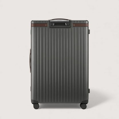 Carl Friedrik Hybrid Hardside Spinner