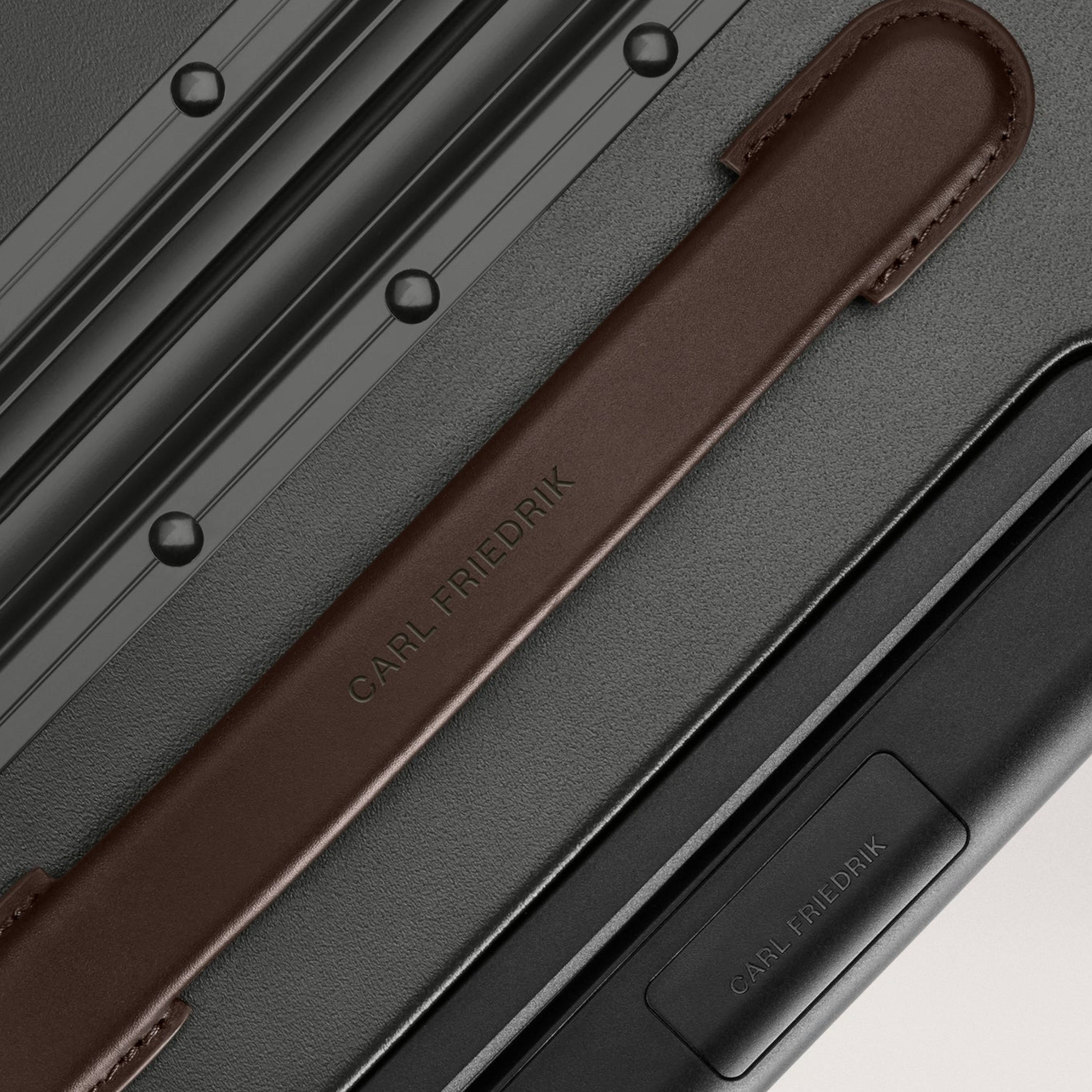 Carl Friedrik Hybrid Hardside Spinner