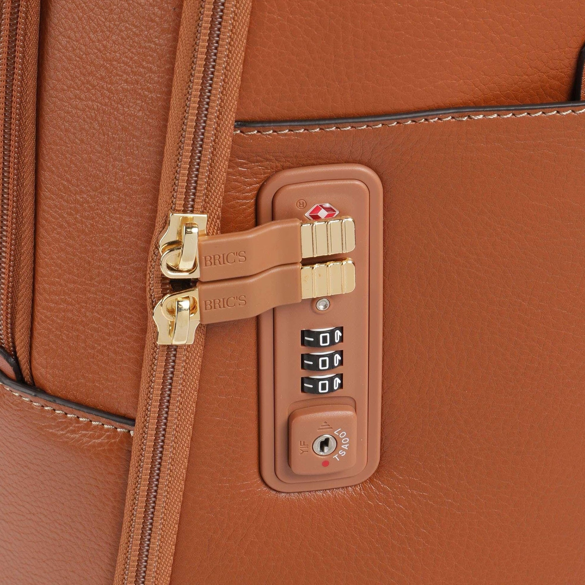 Brics Life Pelle Spinner 21"