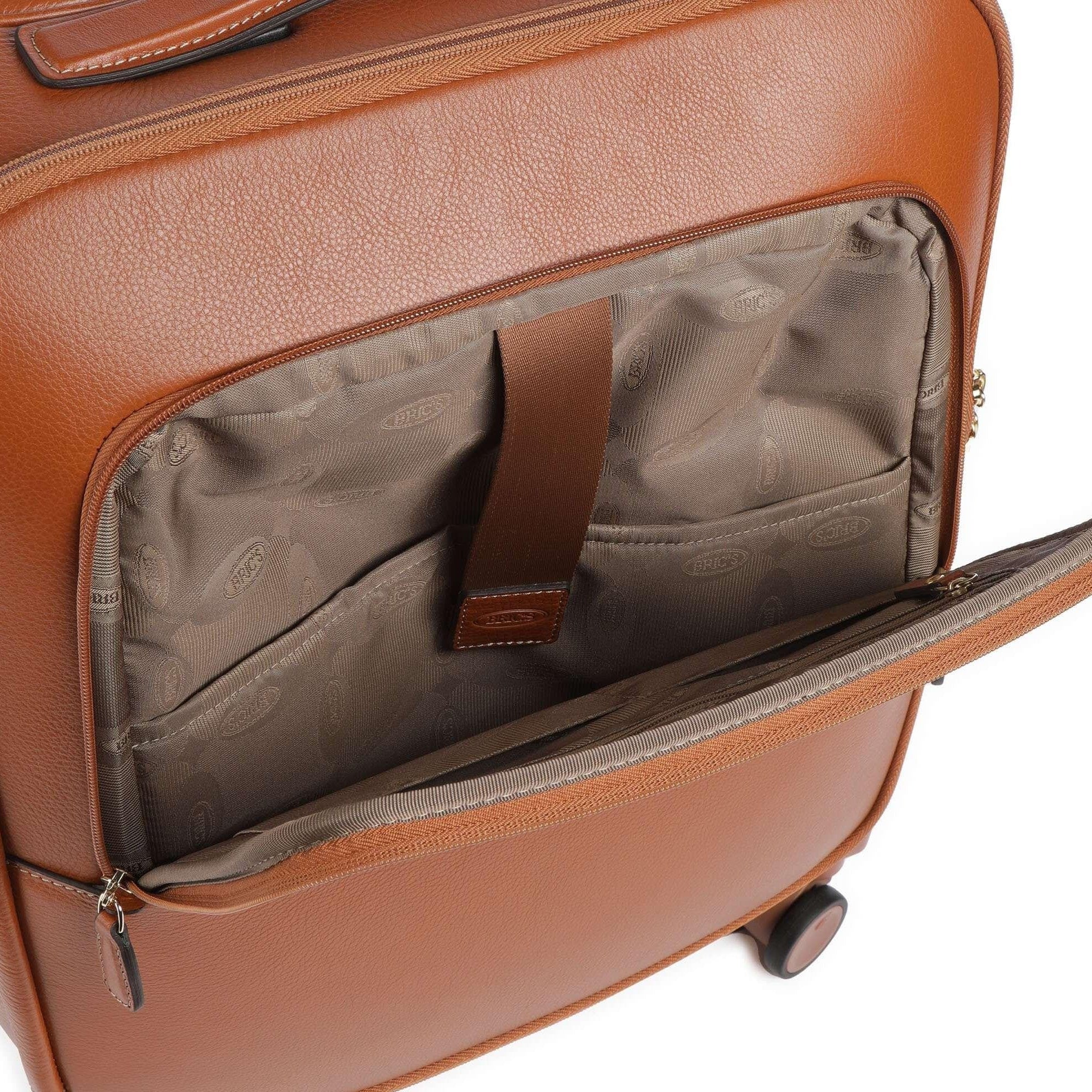 Brics Life Pelle Spinner 21"