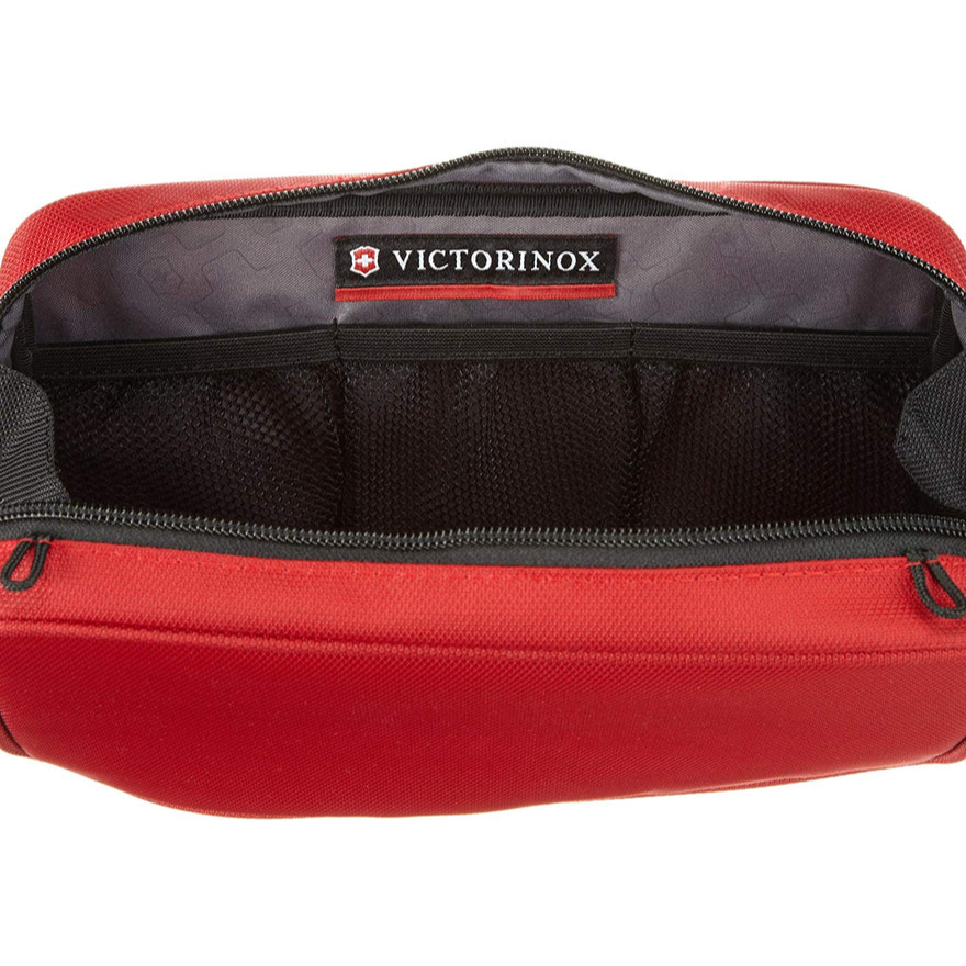 Victorinox Overnight Essentials Kit