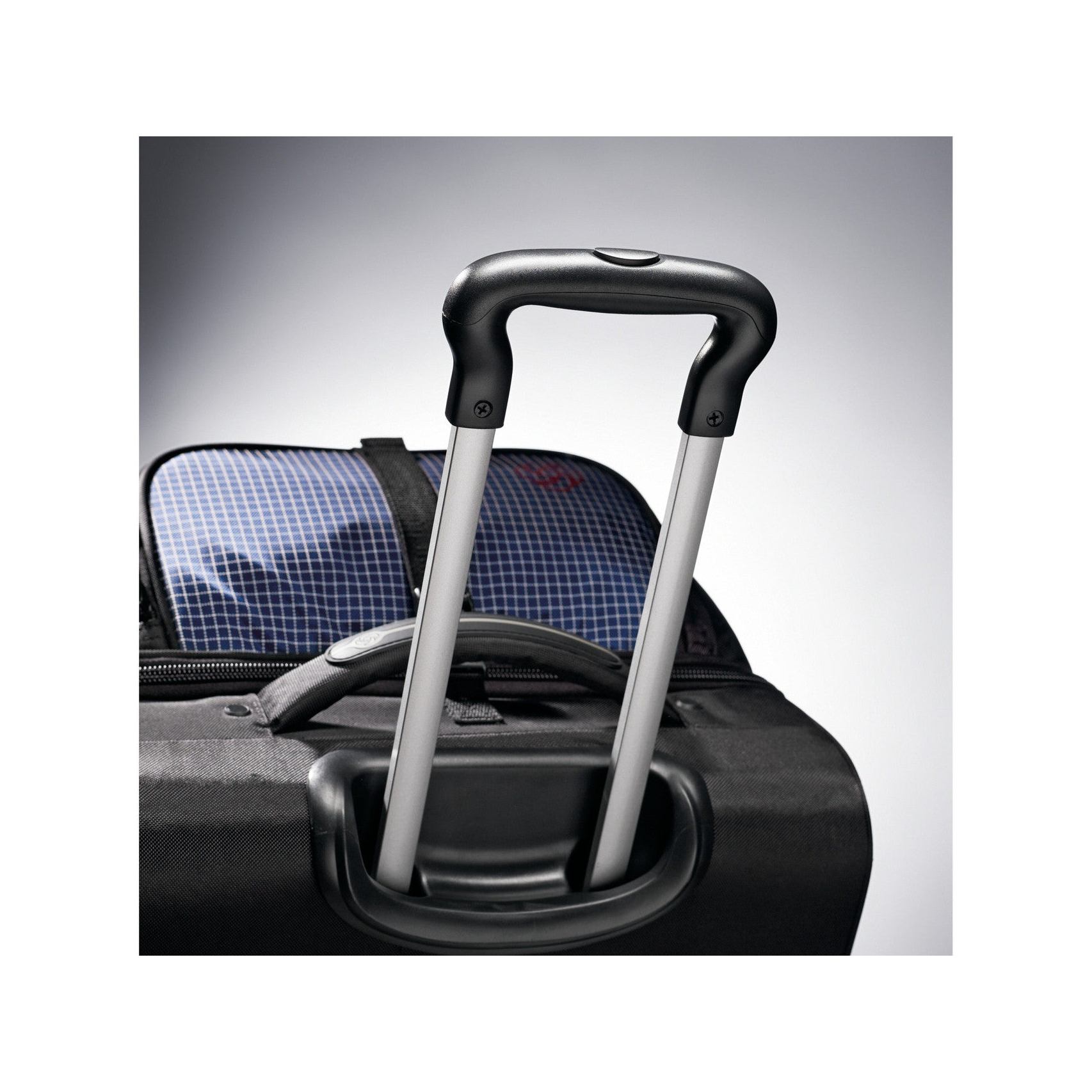 Samsonite Ripstop Wheeled Duffel 26"