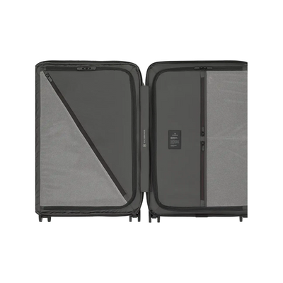 Victorinox Airox Advanced Medium Hardside Case