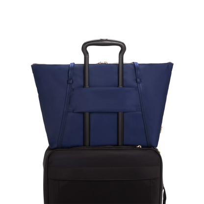 Tumi Voyageur Q Tote