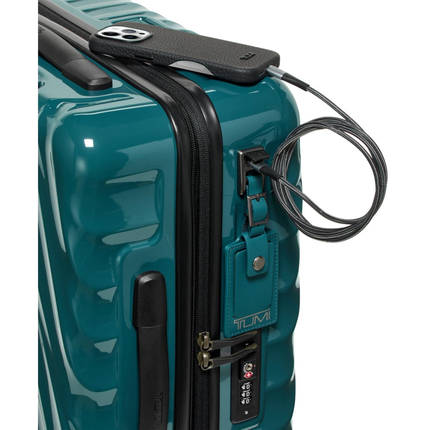 Tumi 19 Degree Continental Expandable Carry-On