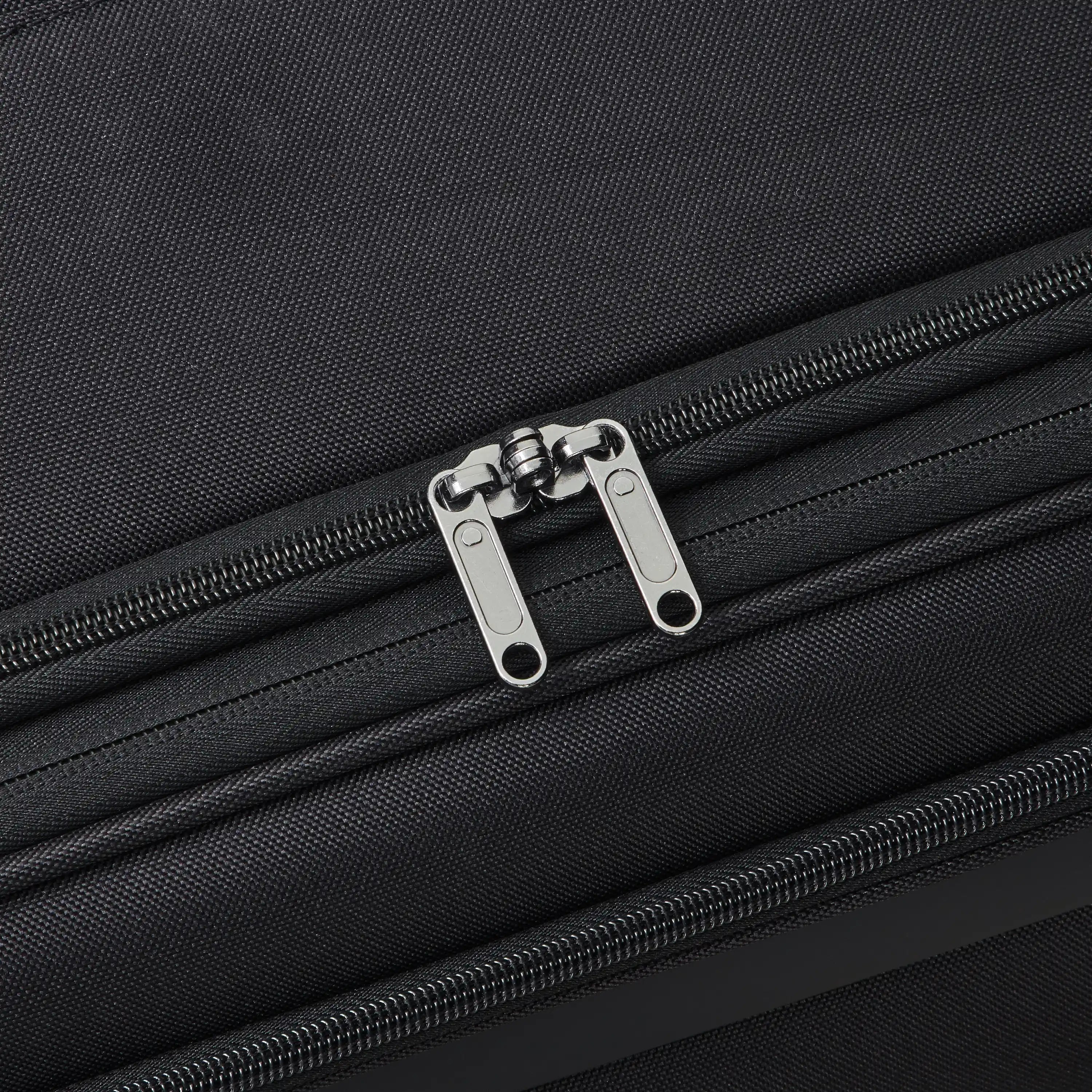 Delsey Sky Max 3.0 Expandable Spinner 28"