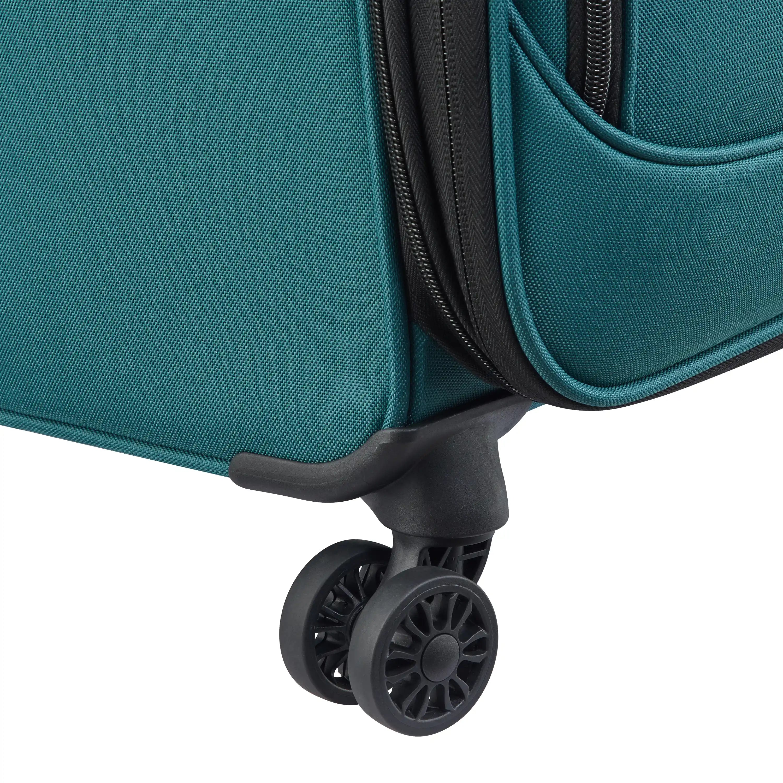 Delsey Sky Max 3.0 Expandable Spinner 28"