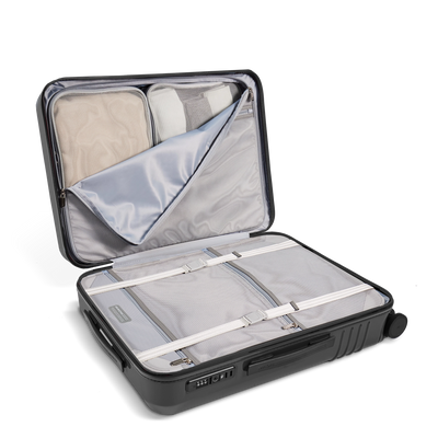 Roam Designer Collection Large Check-in 30"