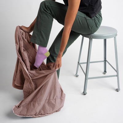 Layover™ Travel Blanket - Packable & Puffy | Quartz
