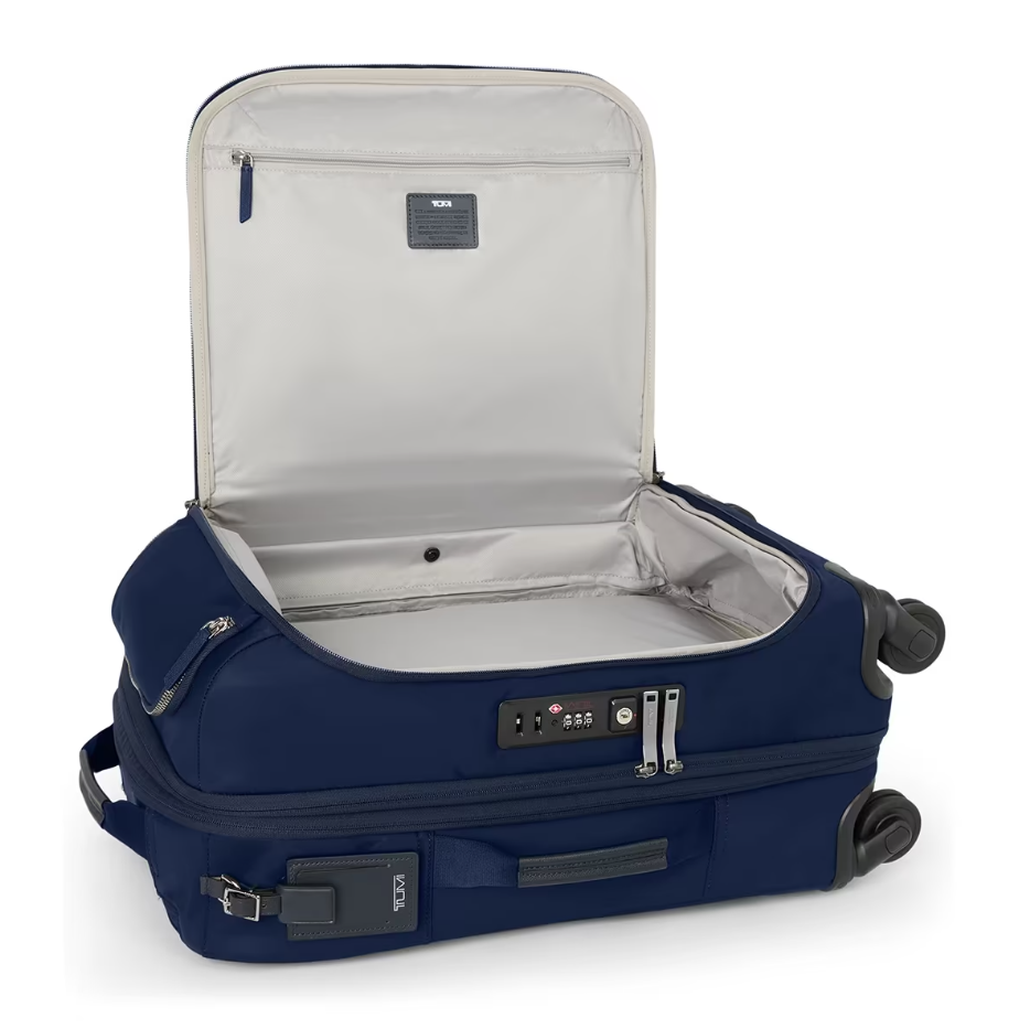 Voyageur Leger Interanational Expandable Carry-On