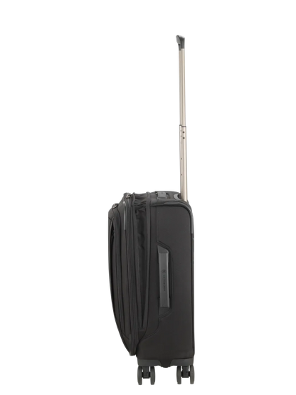 Victorinox  Werks Traveler 6.0 Global Softside Carry-On