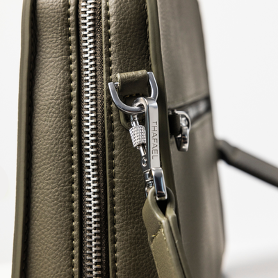 La Trotteuse Crossbody Travel Bag- Anti-theft, Sleek (NEW)