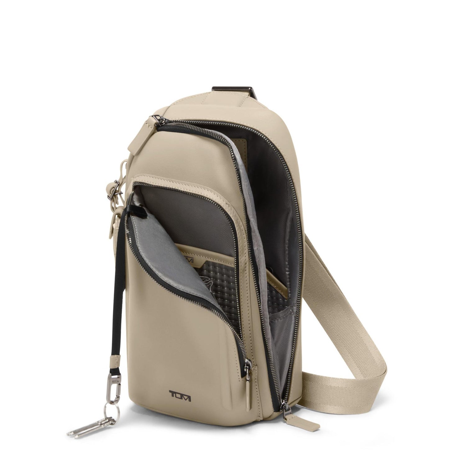 Tumi Harrison Gregory Sling | Voyage Luggage
