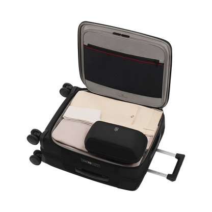 Victorinox Werks Traveler 7.0 Expandable Global Carry-On Spinner