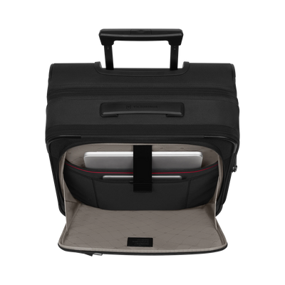 Victorinox Werks Traveler 7.0 Expandable Global Carry-On Spinner