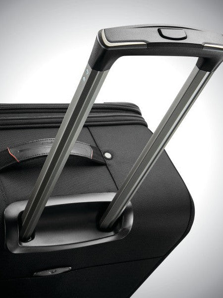 Pro Travel Expandable Softside Spinner 29"