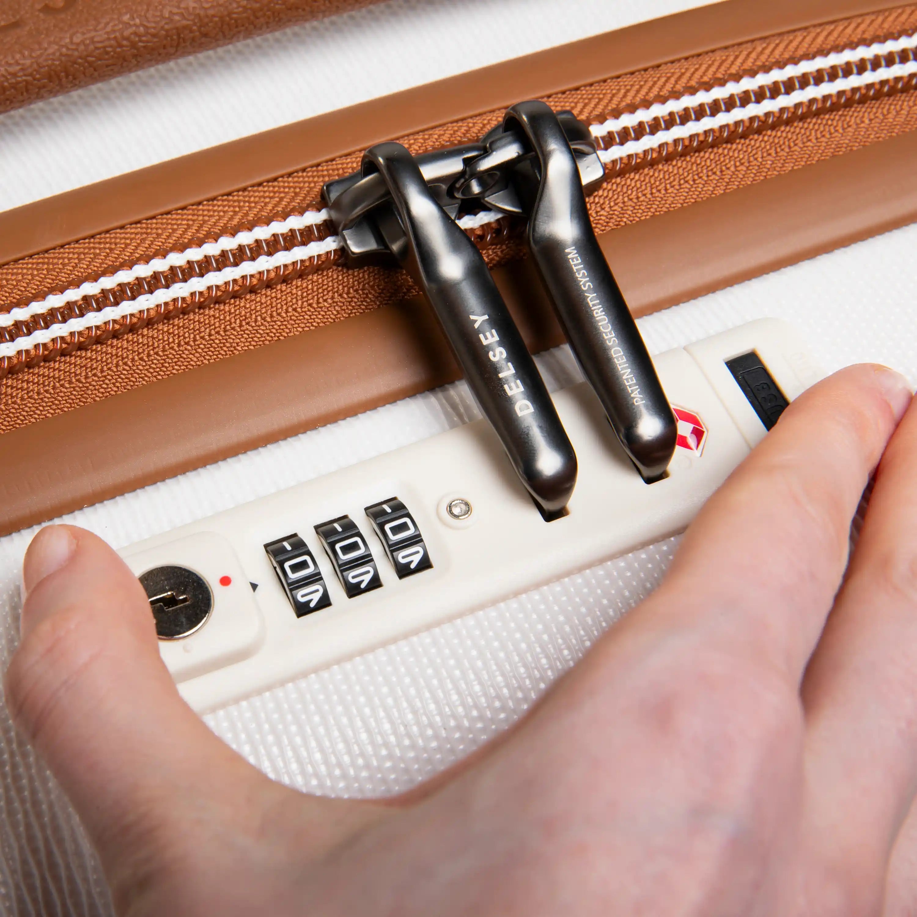 Delsey Chatelet Air 2.0 Spinner Upright 28"