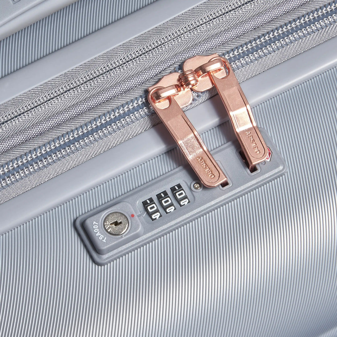 Delsey Cruise 3.0 Expandable Spinner Large 28"