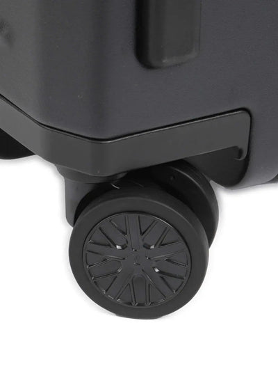 Porsche Design Roadster Spinner Trunk 29"