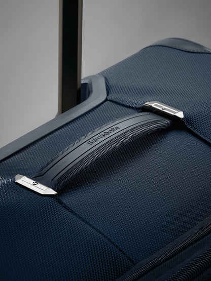 Samsonite Silhouette 16 Large Expandable Spinner